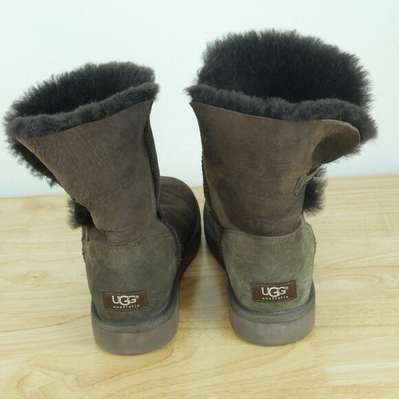 UGG Size 10 Bailey Button II Dark Brown Suede Shearling Foldover Boots Comfort - Picture 7 of 10